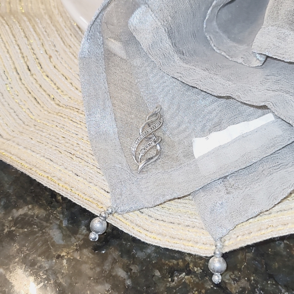 Diamond pendant